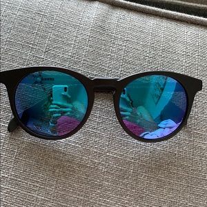 Diff - black frames with blue mirror lenses